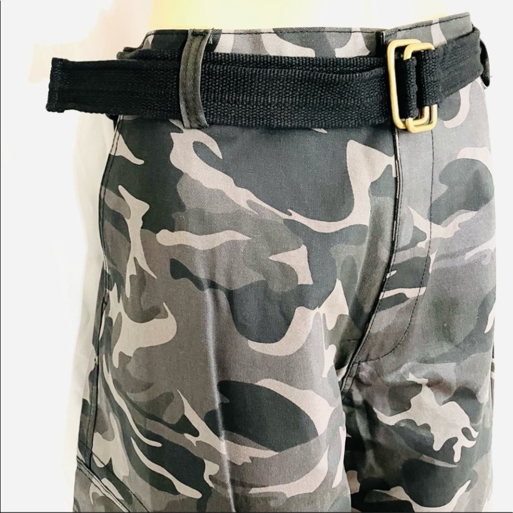 Mens cargo charcoal camo shorts